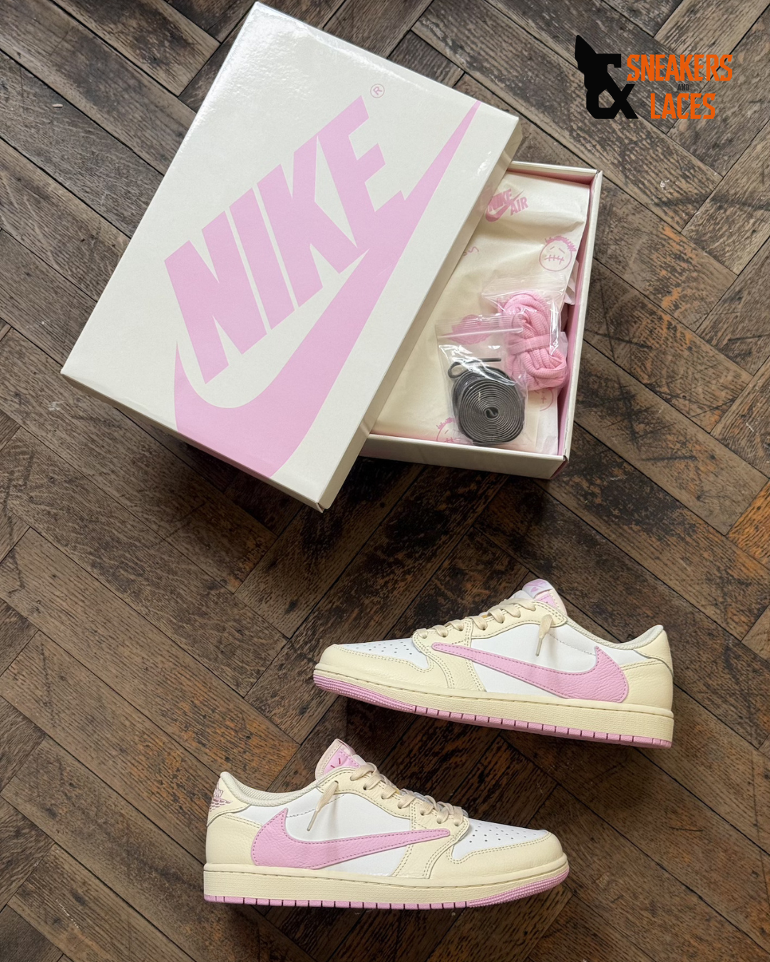 Air Jordan 1 Retro Low OG SP Travis Scott 'Shy Pink'