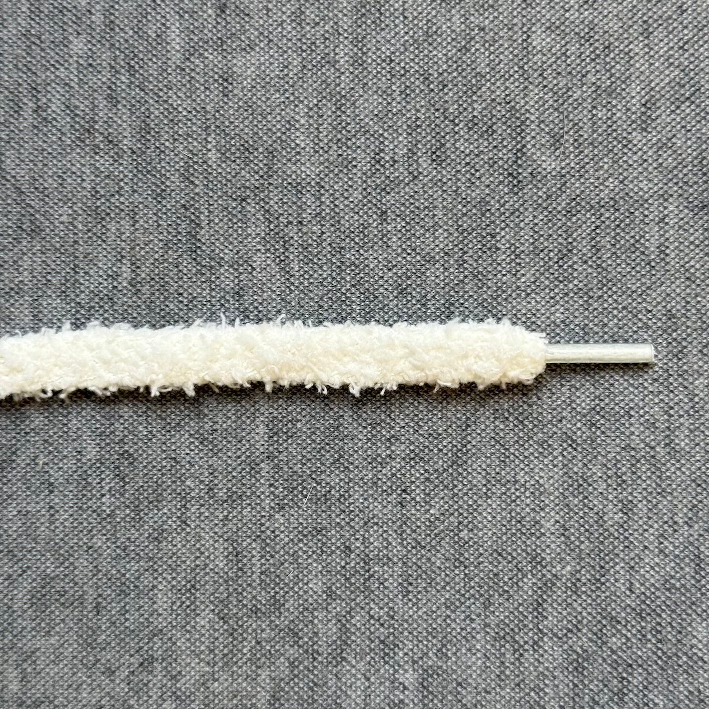 Fluffy Veters 8mm 'Beige'