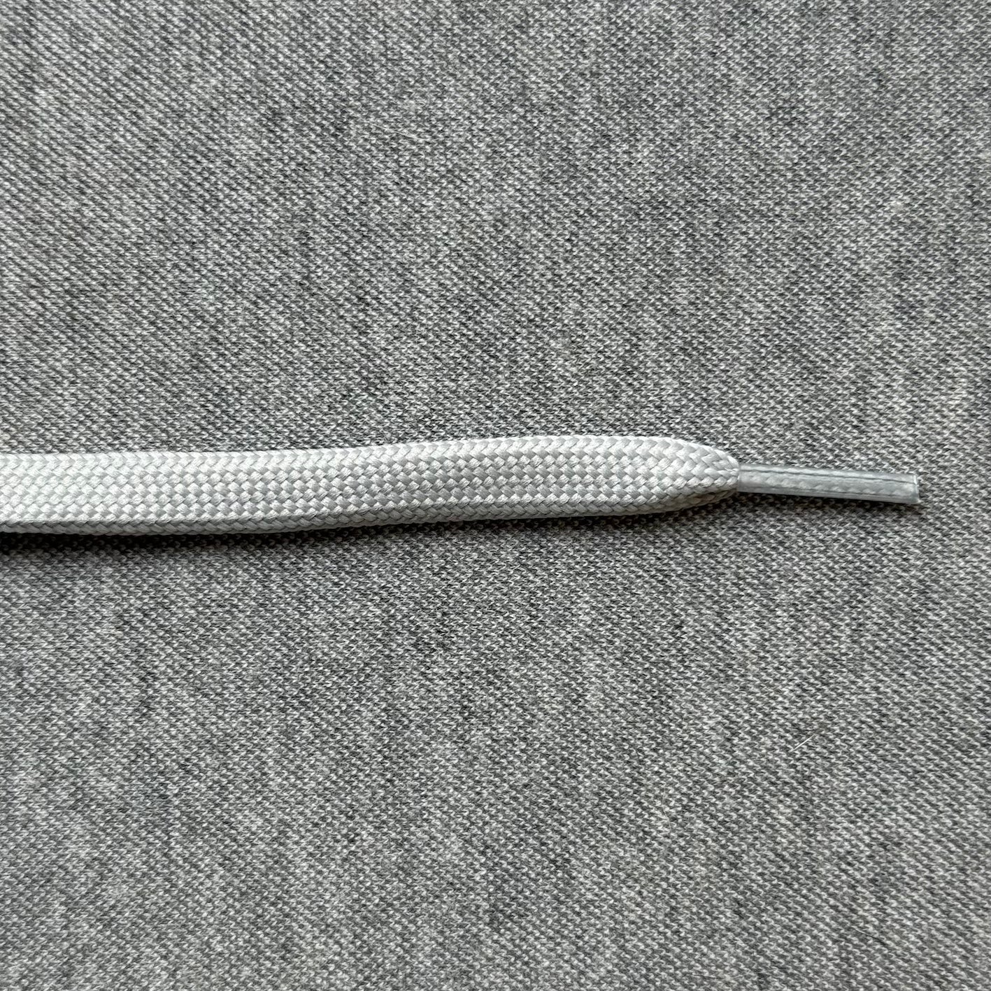 Platte Veters 8mm Dubbel Gelaagd 'Licht Grijs'