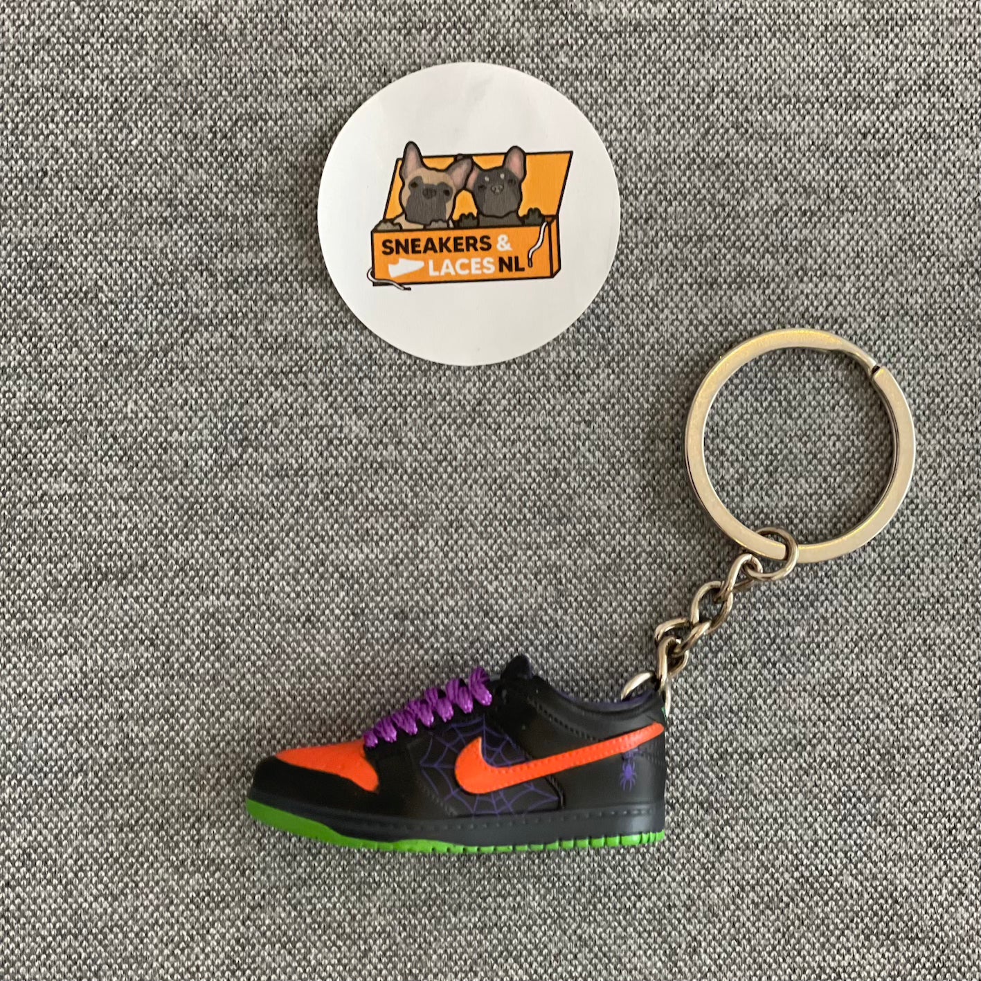 Nike SB Dunk Low 'Night of Mischief Halloween' - Mini Sneaker Sleutelhanger