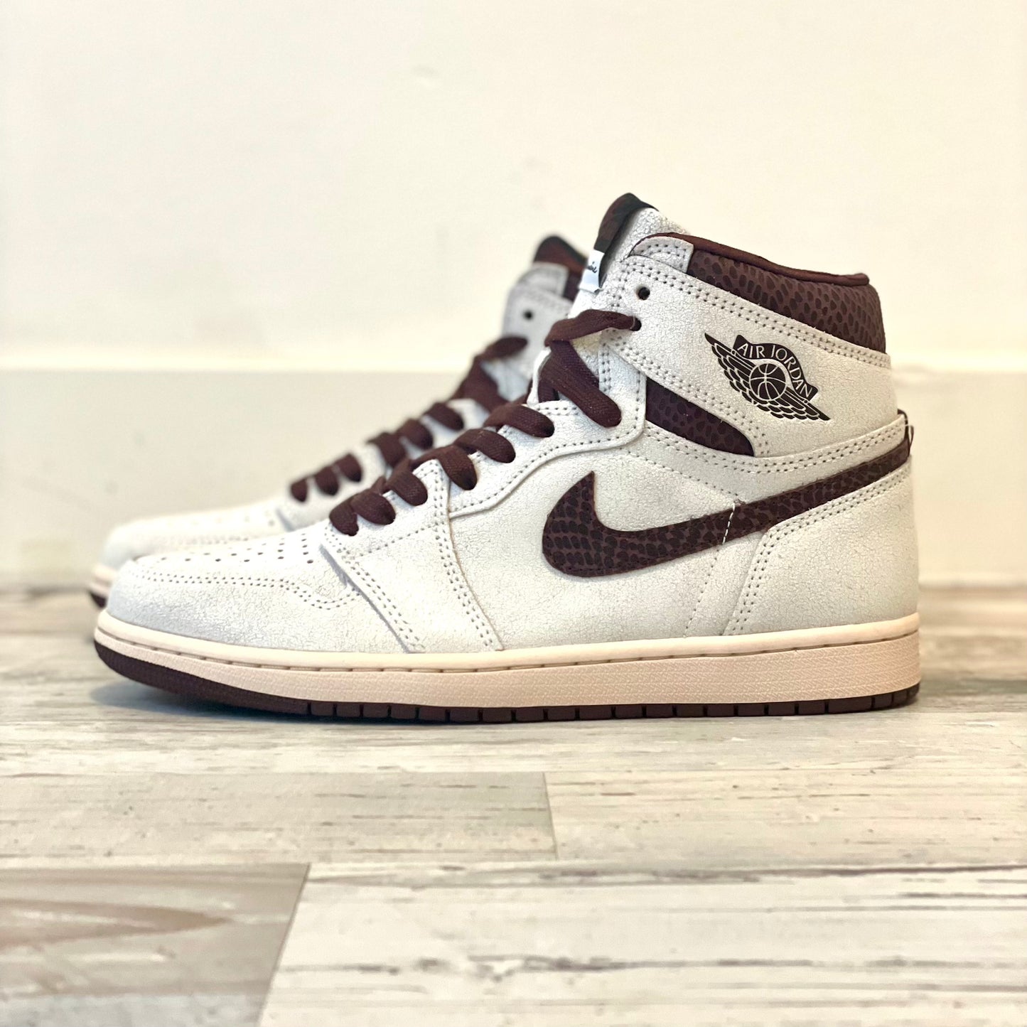 Air Jordan 1 Retro High OG 'A Ma Maniere'