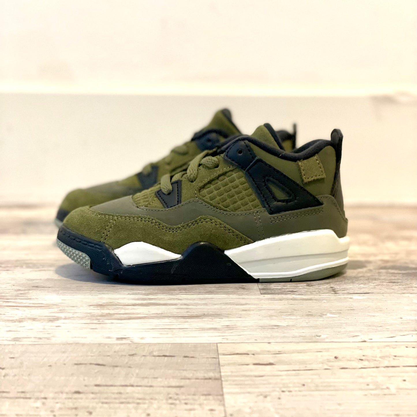 Air Jordan 4 Retro SE Craft 'Medium Olive' (TD)