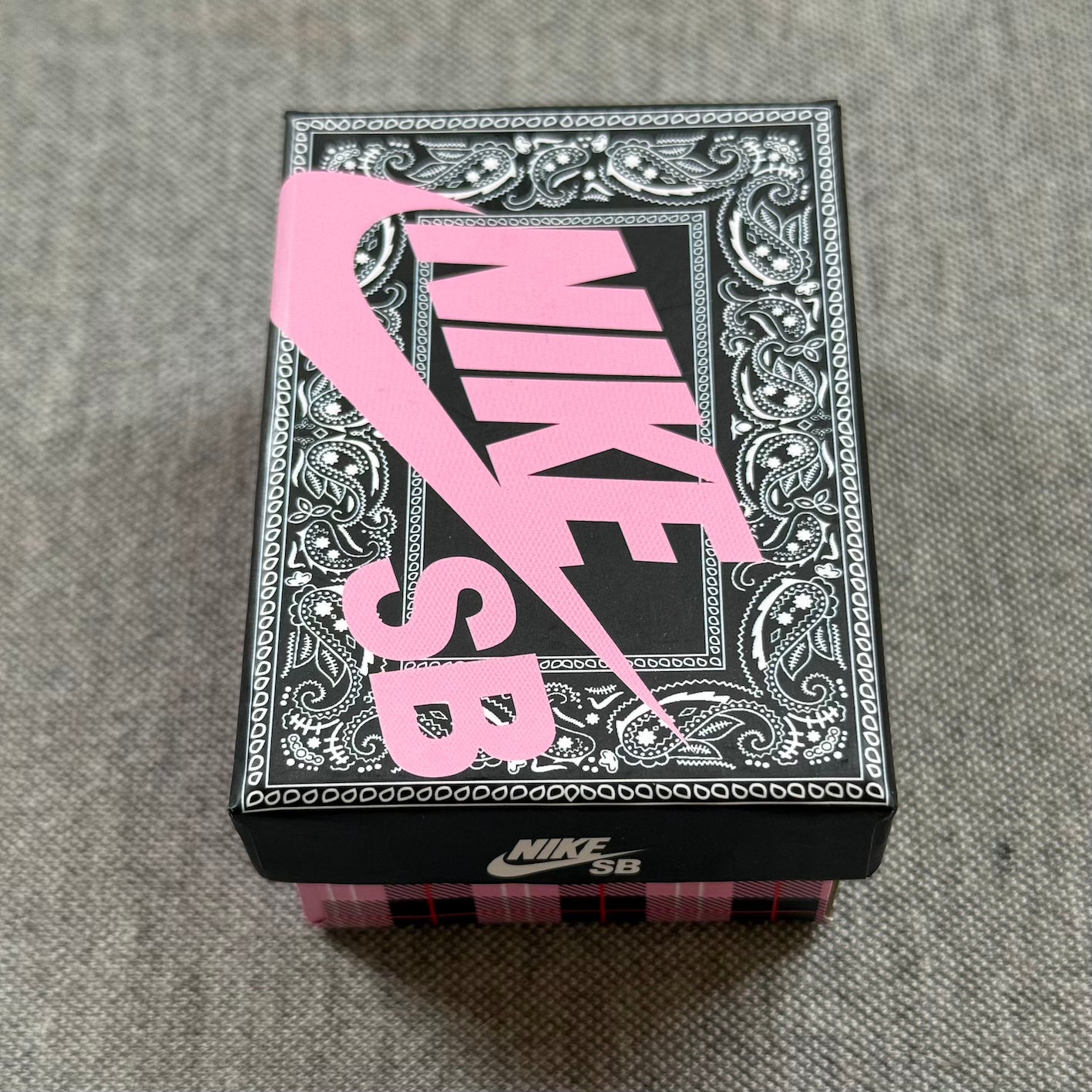 Mini Sneakerbox Nike SB Dunk Low x Travis Scott 'Special Box'
