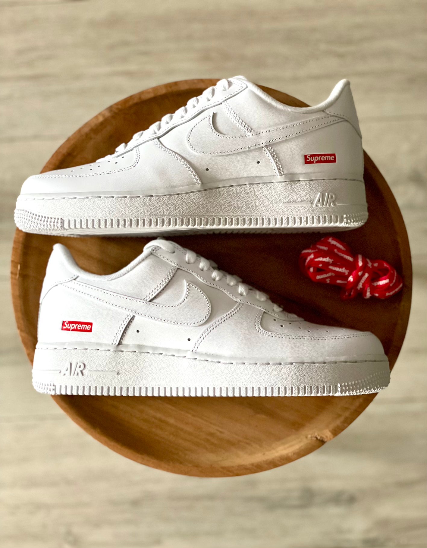 Nike Air Force 1 Low Supreme 'White'