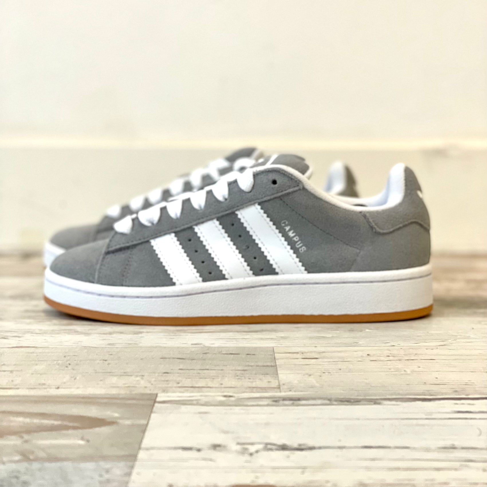 Adidas Campus 00s 'Grey Gum' Sneakers & Laces Adidas Campus 00s 'Grey Gum' Sneakers & Laces