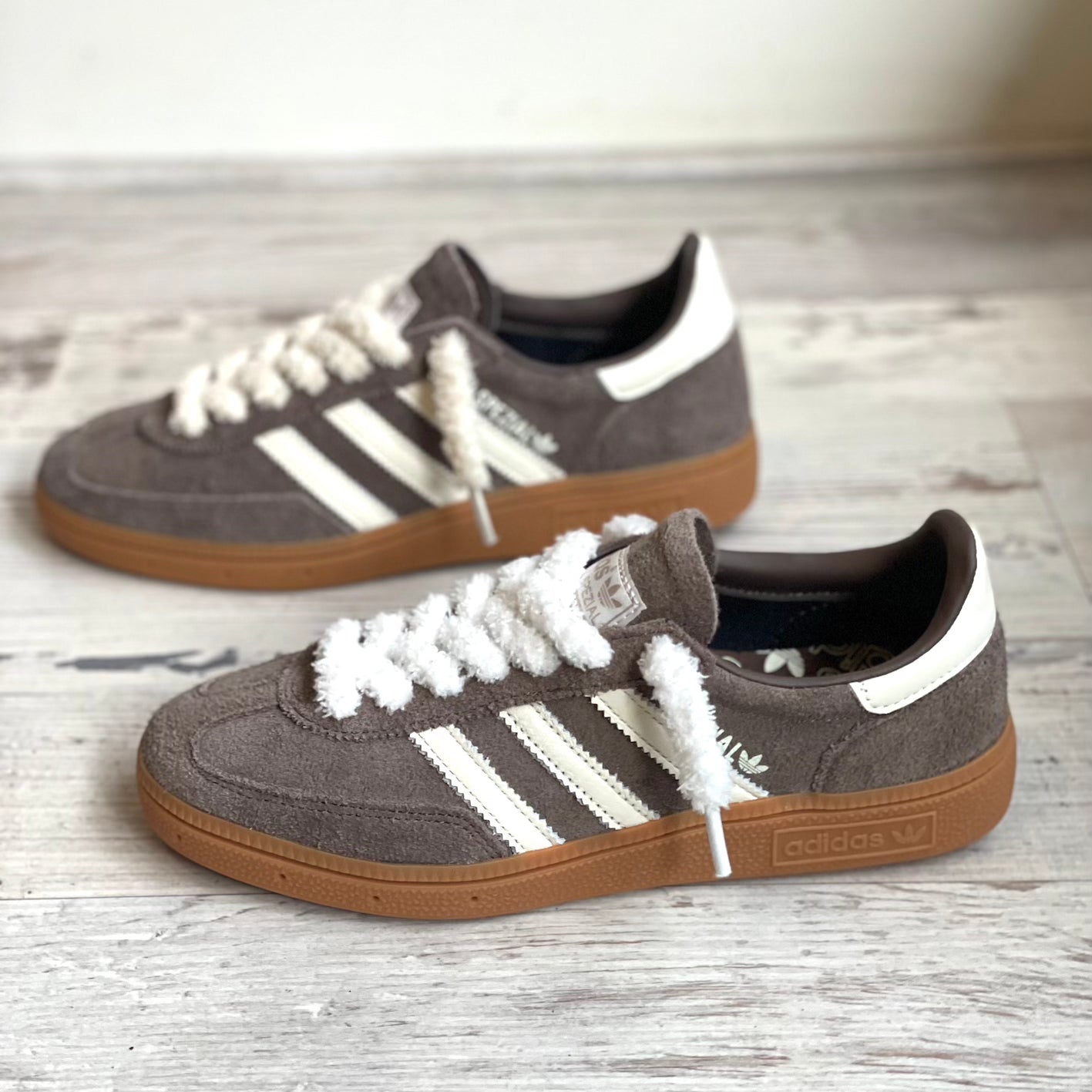 Fluffy Veters 10mm 'Wit'