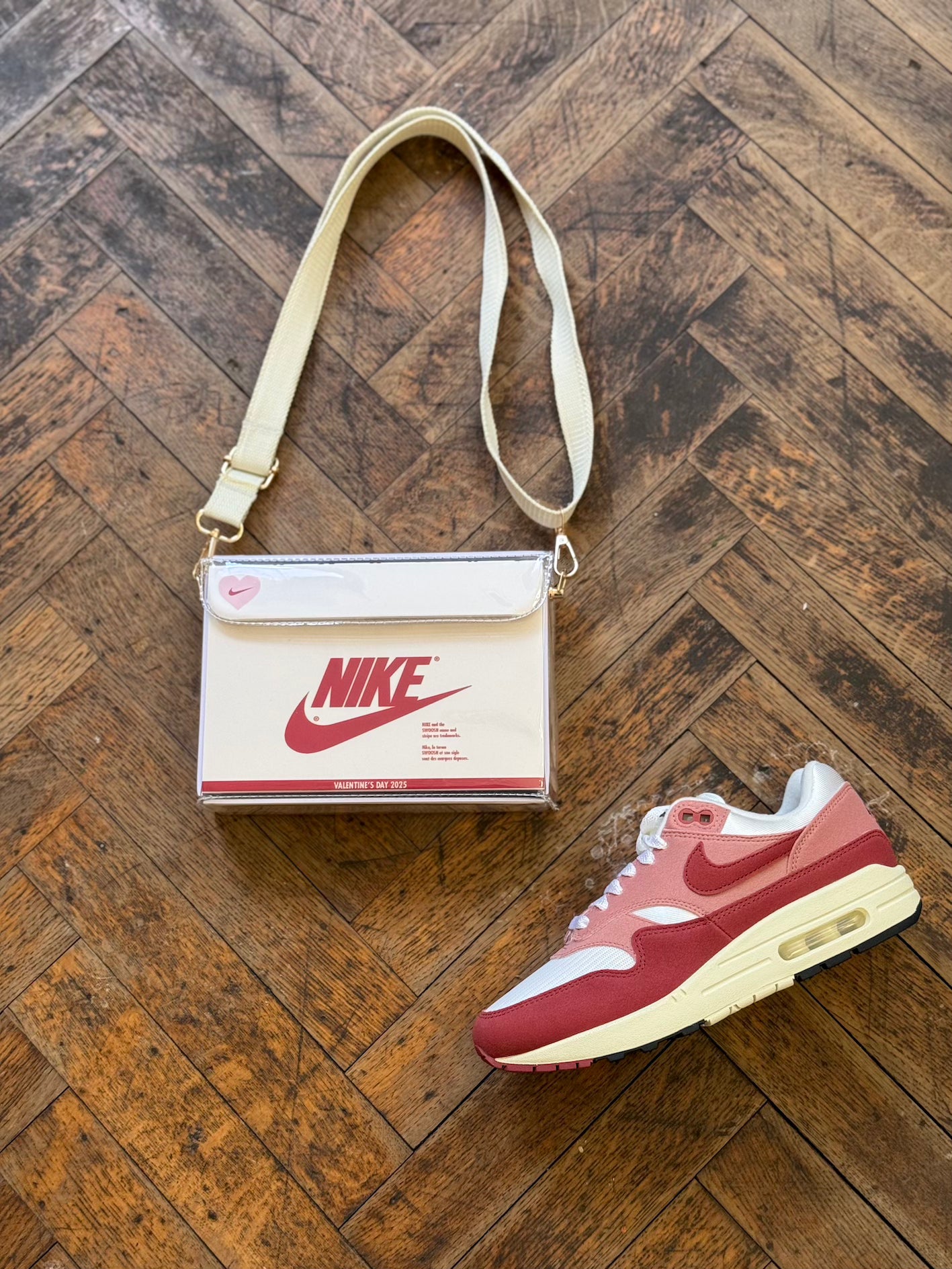 Custom Sneaker Box Bag - Nike (Bordeaux Beige)