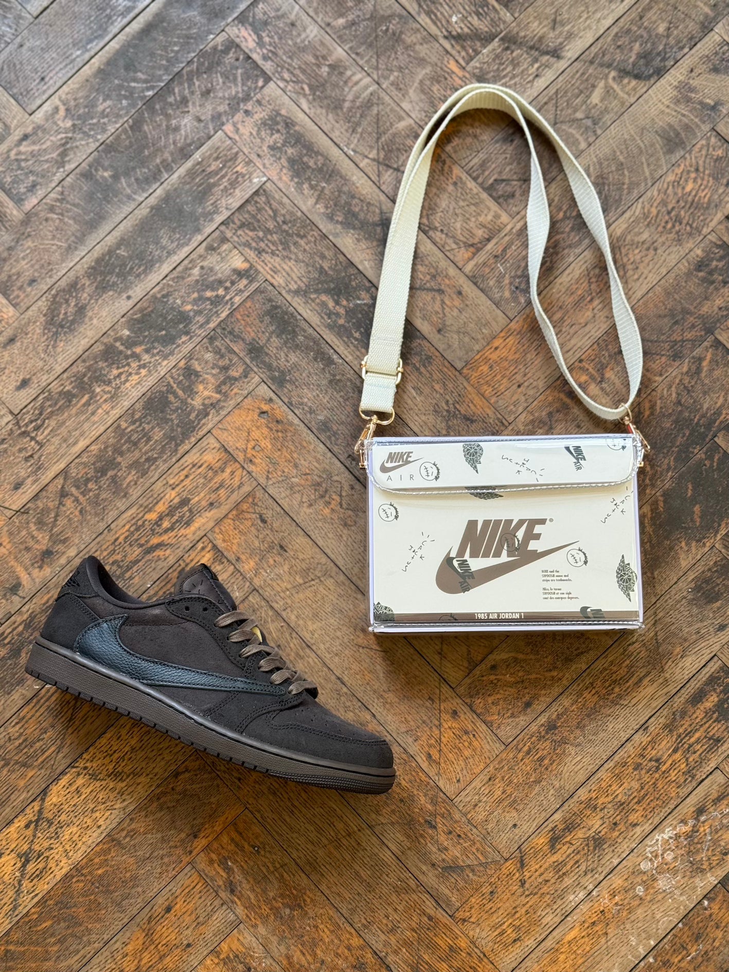 Custom Sneaker Box Bag - Nike Jordan x Travis Scott (Mocha)