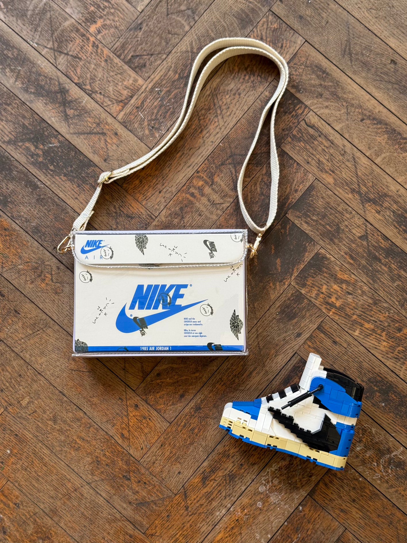 Custom Sneaker Box Bag - Nike Jordan x Travis Scott (Blue)