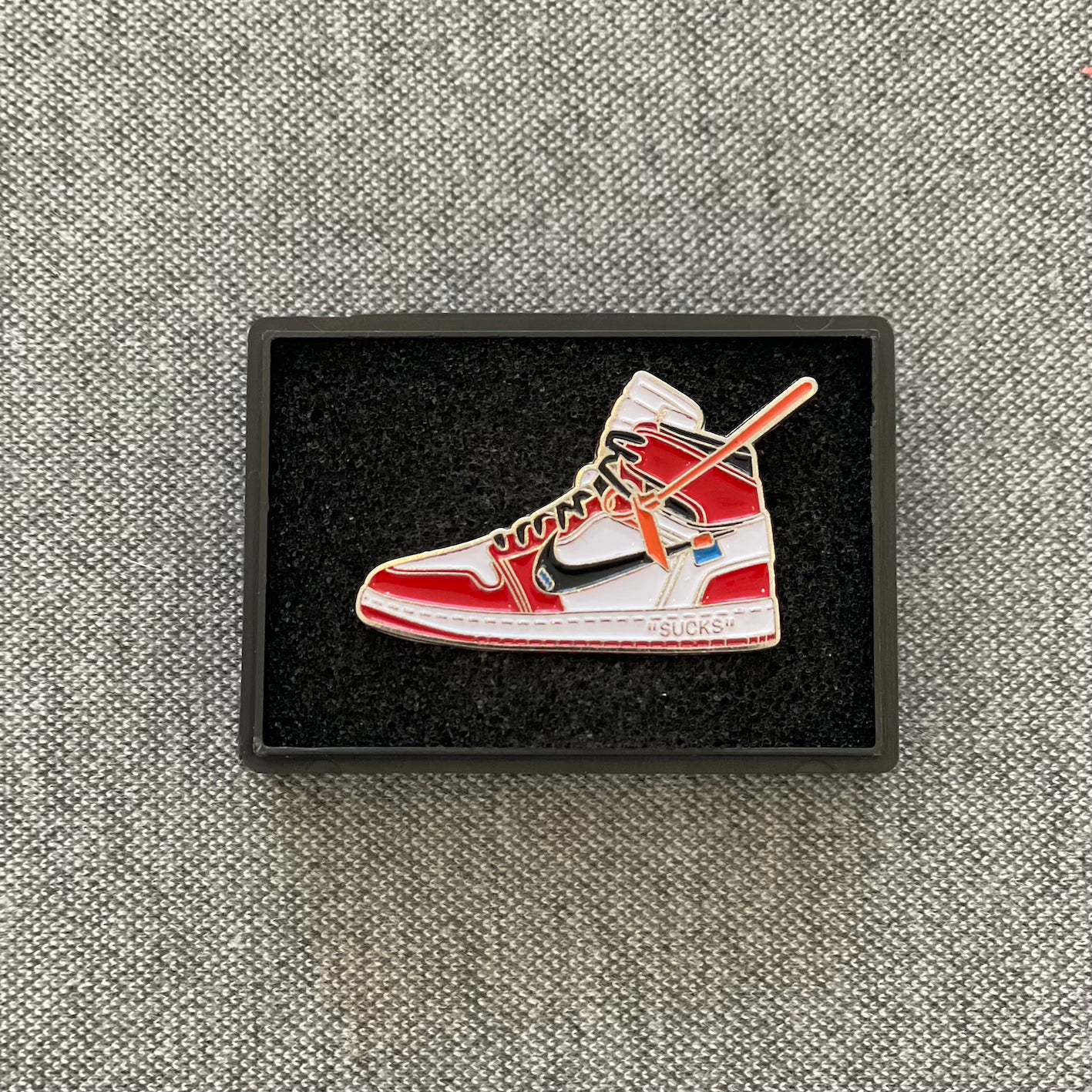 Air Jordan 1 Retro High x Off White 'Chicago' - Sneaker Pin