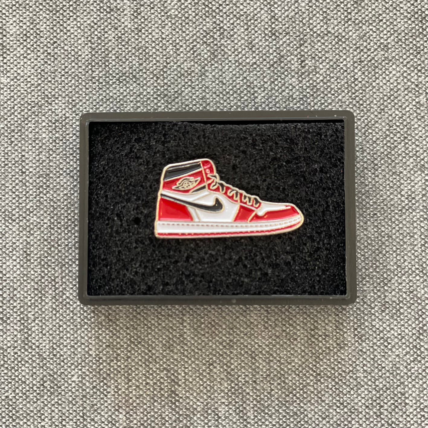 Air Jordan 1 Retro High 'Chicago' - Sneaker Pin