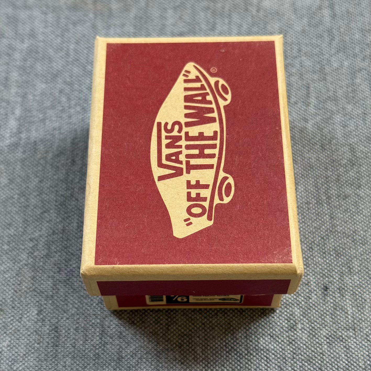 Mini Sneakerbox 'Vans Red'