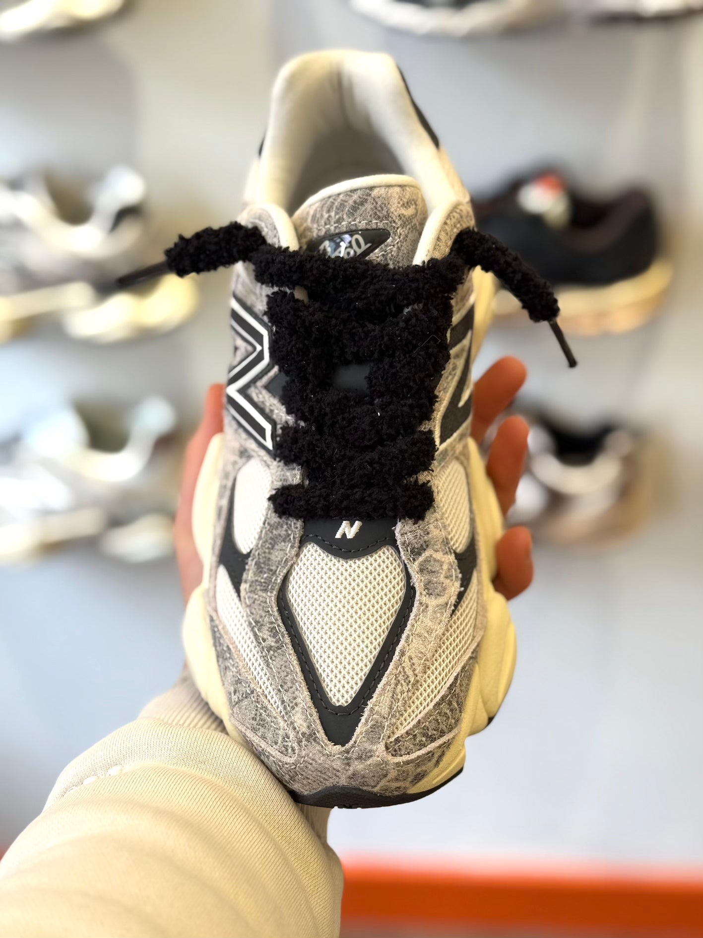 Fluffy Veters 10mm 'Zwart'