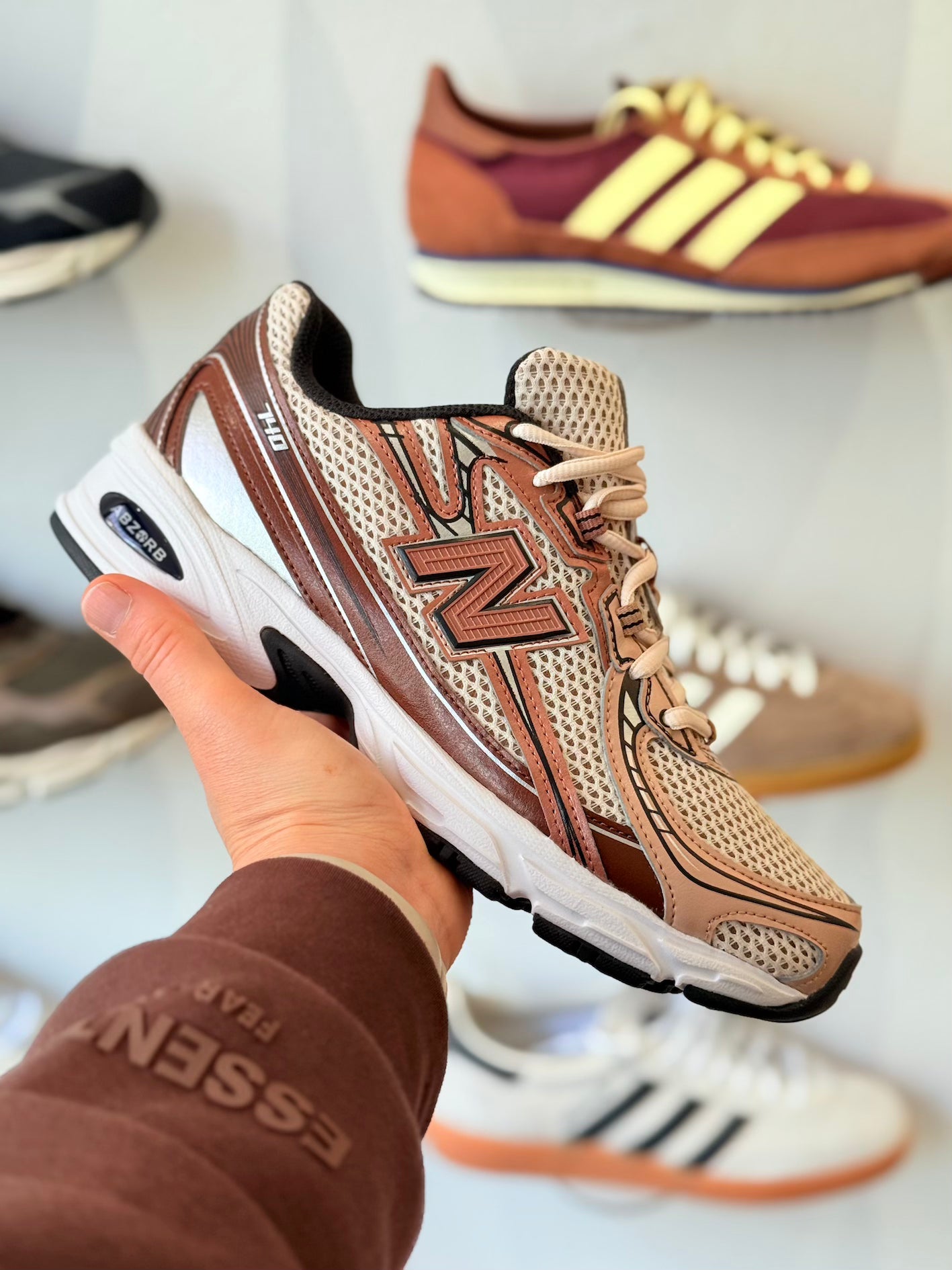 New Balance 740 'Rich Oak'