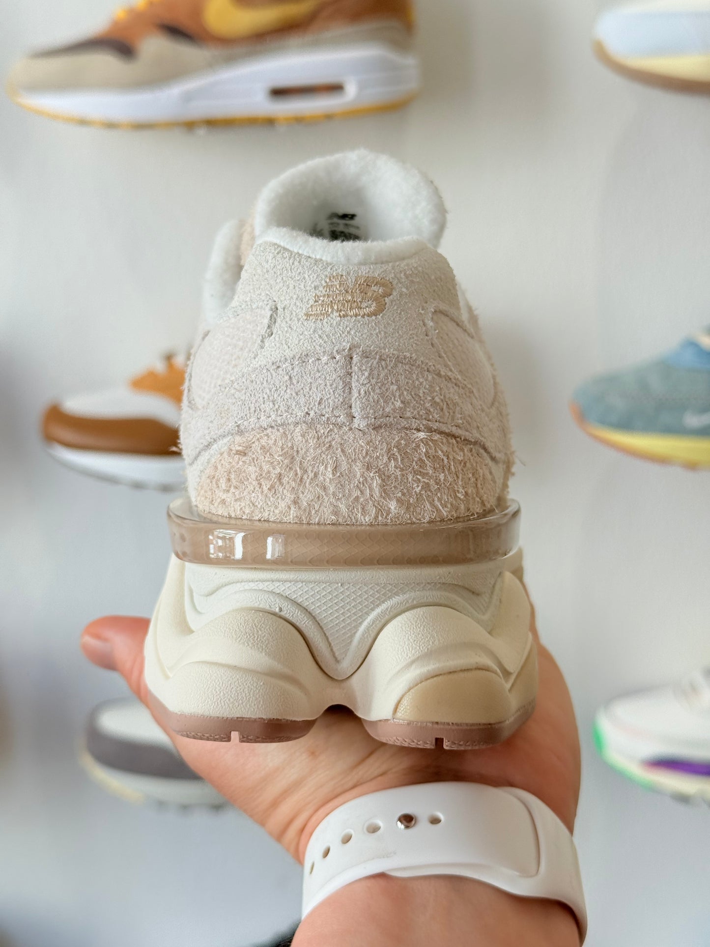 New Balance 9060 'Bisque Sea Salt'