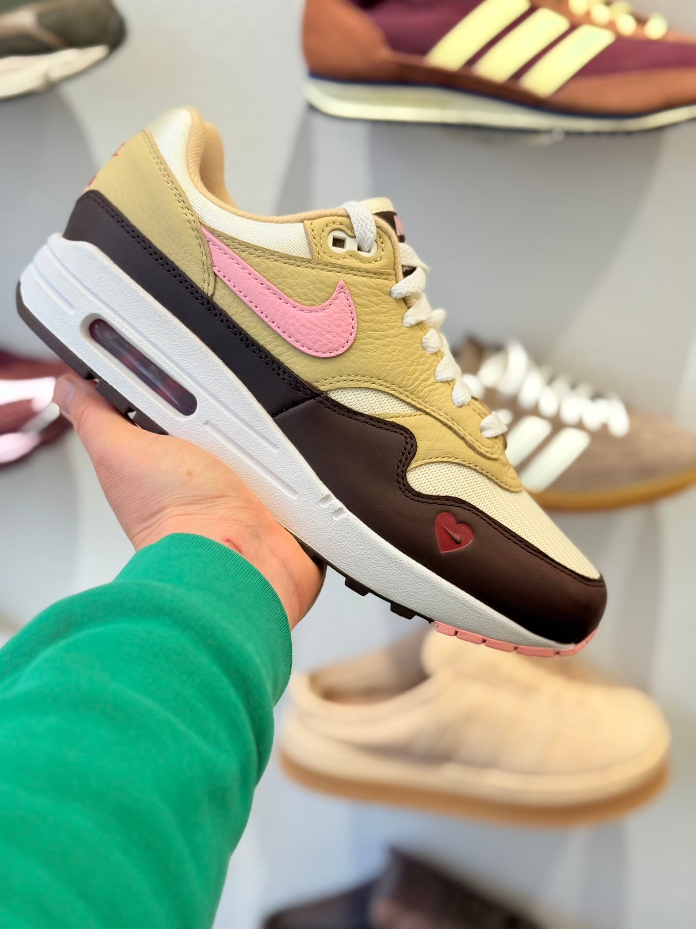Nike Air Max 1 'Valentine's Day' (W)