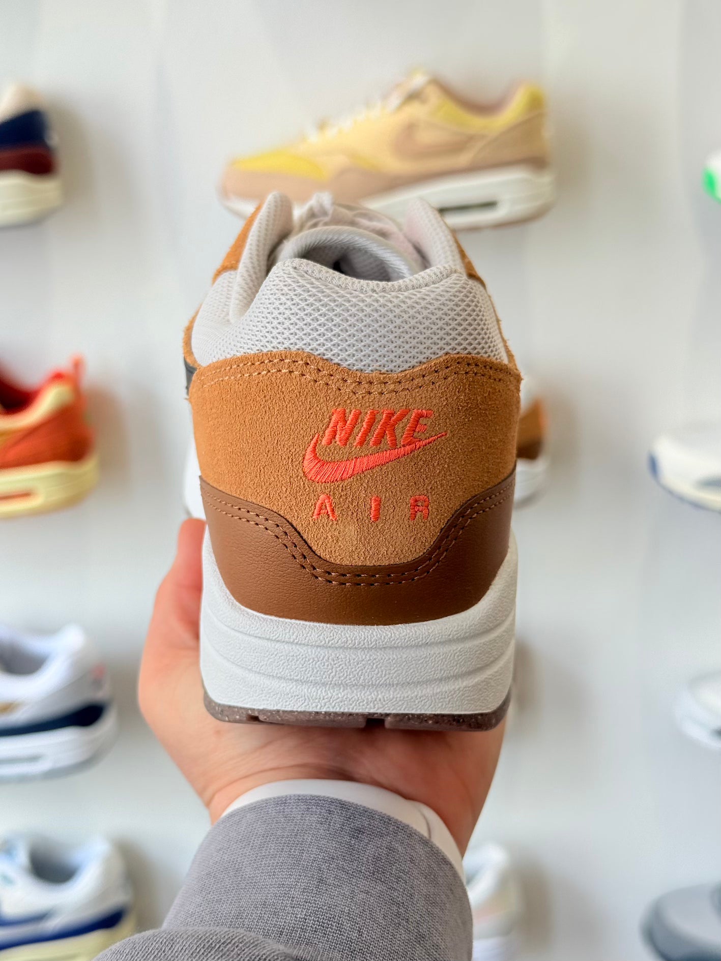 Nike Air Max 1 Essential 'British Tan Light Bone'