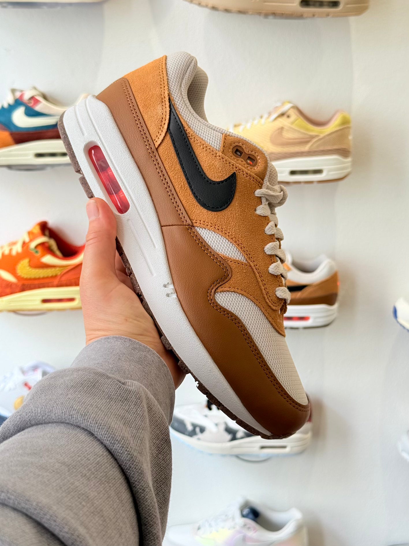Nike Air Max 1 Essential 'British Tan Light Bone'