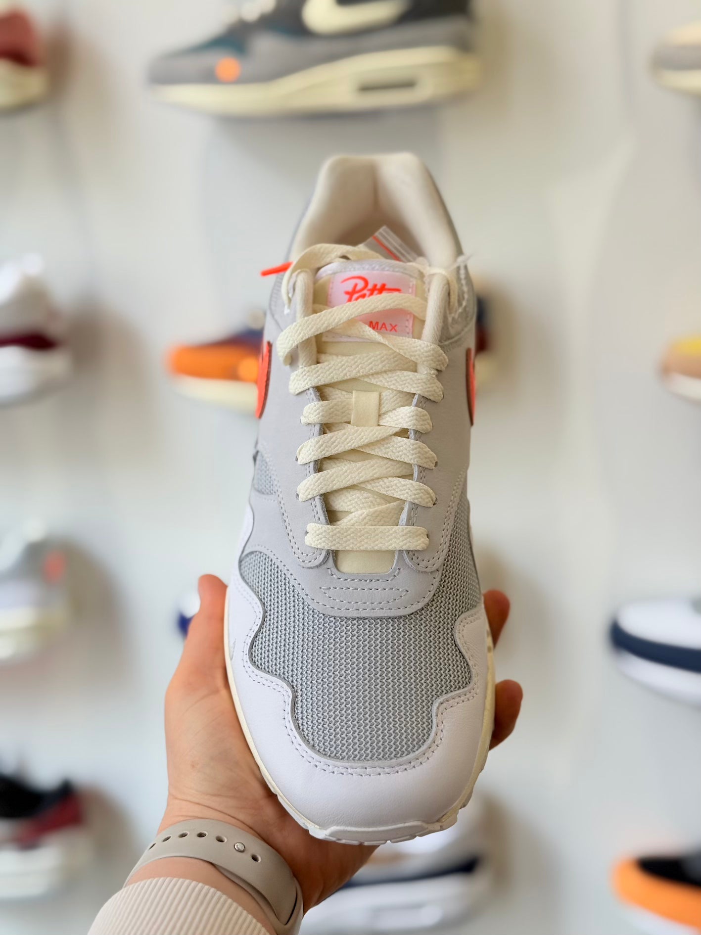 Nike Air Max 1 Patta Waves 'White Hyper Crimson'
