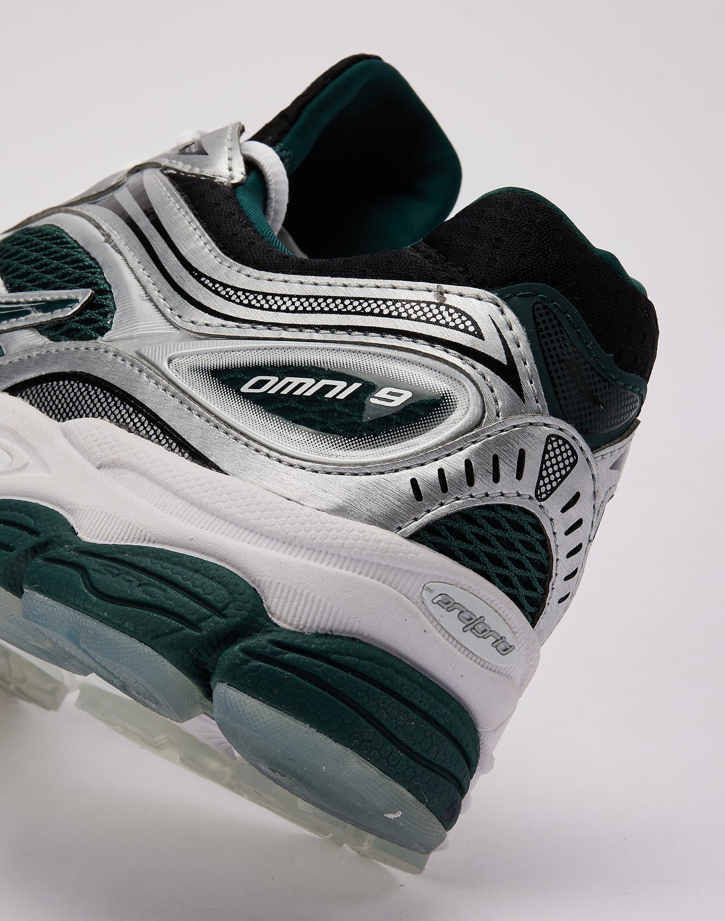 Saucony Progrid Omni 9 'Green Black'